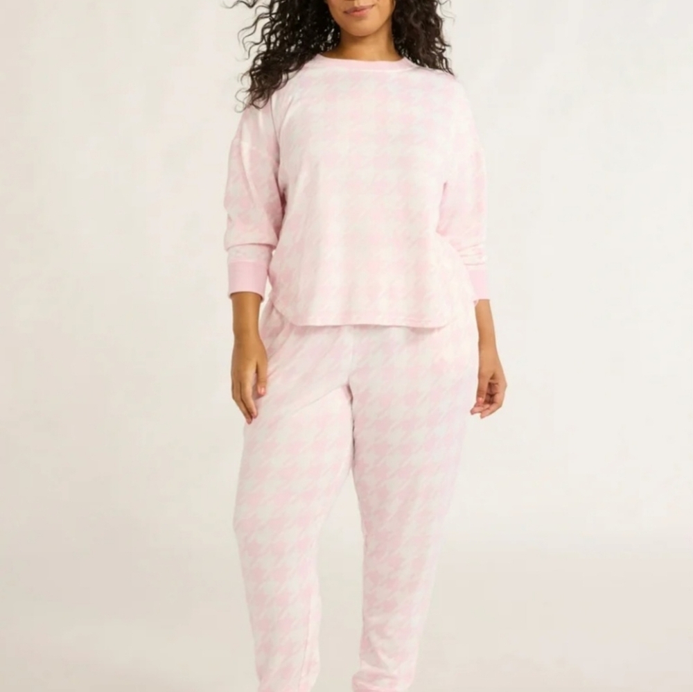 Joyspun Houndstooth Top, Joggers and Socks Pajama Gift Set, 3-Piece